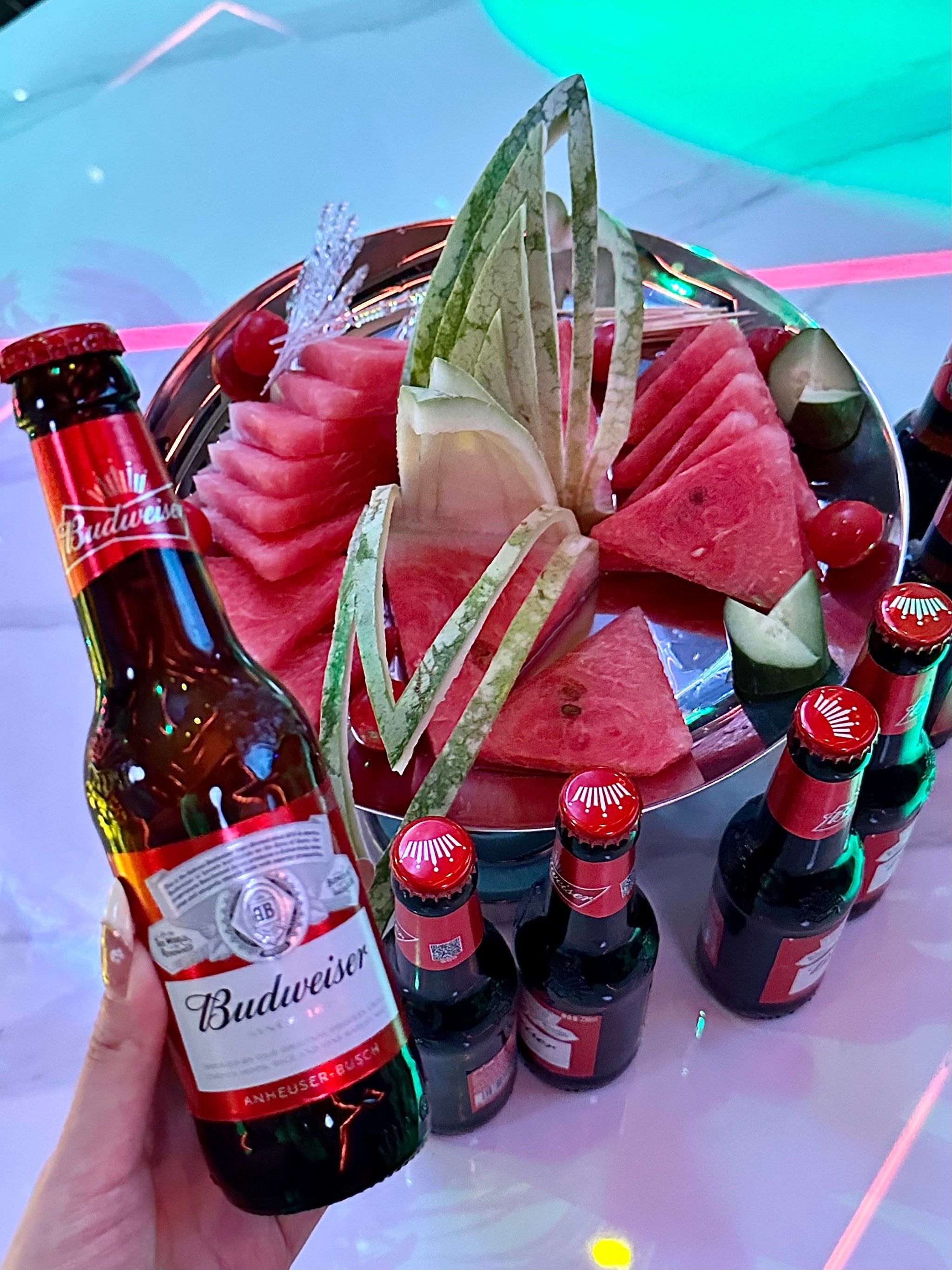 昆明商务ktv多少钱一个小时涨价吗-安宁市ktv预定